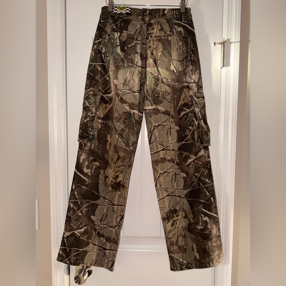 Camo Women's Flare & Wide Leg Jeans - CARGO super cute, trendy, in style always! - Picture 2 of 6